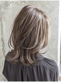 大人ミディアム 白髪ぼかし 脱白髪染めハイライト40代50代60代