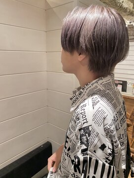 ラレイ(Lalei) センターパートコンマヘア×グレーアッシュ