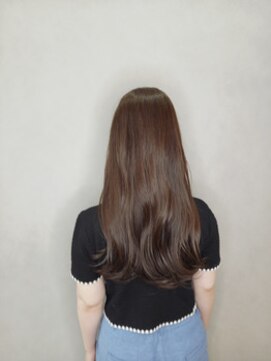 オレロ 国立(olelo) 大人ガーリー/似合わせカット/リバースセンターパート/国立