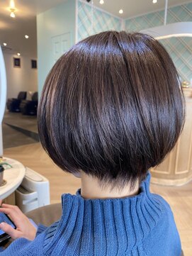 アンフィ 矢向(Anphi) 12-12 大人ショート/ショートボブ