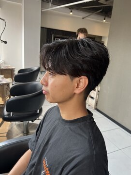 アイズ 海老名(AIZU) ニュアンスパーマ　カルマパーマ　センターパート