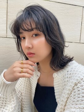 ナビバイケンジ(NaVI by KENJE) 透明感満載！暗髪グレージュカラー♪