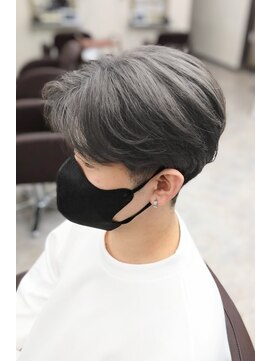 ノミネーション(Nomination) メンズセンターパート×グレージュ