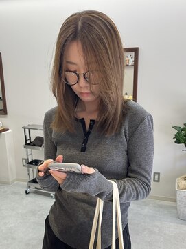 ルックアット(Look at) 【Look at】20代30代40代ミディアムレイヤー