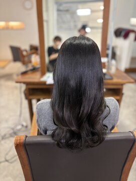 エフフォーユアヘアー(F for your hair) 暗くても透明感のあるダークグレージュ