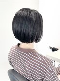 大人ショートボブ/グラデーションボブ/前髪なし/黒髪ショート