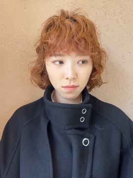 トーカ(tohka) レイヤーボブ/癖毛風パーマ/ボブパーマ/オレンジ