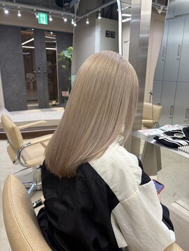 メゾンクペウ 梅田(Maison cope’u) ホワイトベージュ