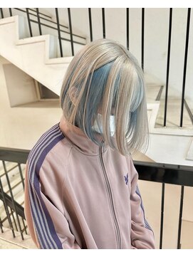 ペレ 栄店(PELE) 【kaho】デザインカラー ホワイト×ペールブルー