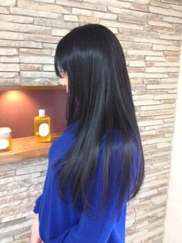美容室倉子の写真/【髪質改善】ダメージや広がりを改善し潤いのある艶やかな美髪へ*TOKIOインカラミTrなどケアメニュー多数◎