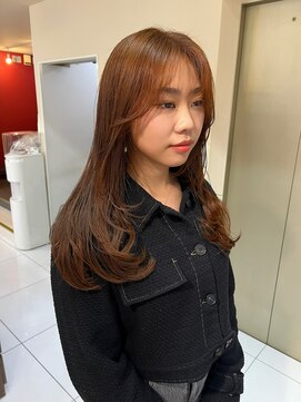 ノラキチジョウジ(NORA KICHIJOJI) 顔周りレイヤーカットシースルーバング耳かけくびれミディアム