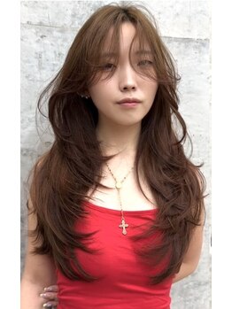 ヌエン 渋谷(NU/EN)の写真/“海外レイヤーカット”で、魅力UP♪顔周りのカットで印象変わる！あなたに似合うスタイルをご提案します◎