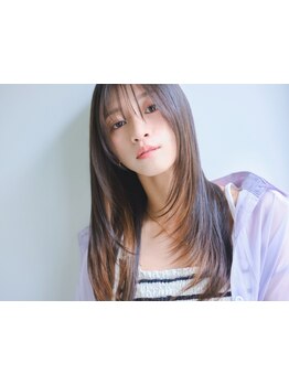 まっすぐになり過ぎない自然体な質感の縮毛矯正が人気/高級薬剤をお手頃価格でお届け♪