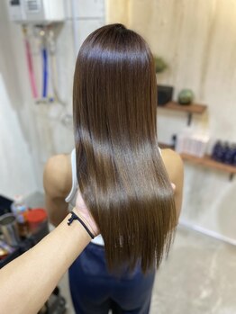 今だけの「美」だけでなく何年も先まで若々しく綺麗を求めるお客様の「美」を一緒に考え施術し、追及します