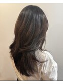 くせ毛を活かすナチュラルウェーブロング