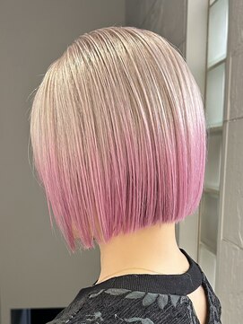 プネル(punel) ホワイトピンク　ルーツカラー　デザインカラー　ケアブリーチ