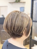 シュヴー 築地(CHEVEUX)&nbsp;明るい白髪染め/白髪ぼかし/丸みショート/40代/50代/60代/
