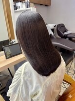 クア(qua)&nbsp;【北千住】暗髪でも重くない☆髪質改善縮毛矯正で透明感ある艶髪