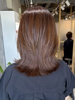 ルーチェ バイ シカマ(LUCE by ∞ SIKAMA)&nbsp;艶と透明感を叶える大人ベージュ×くびれレイヤーカット