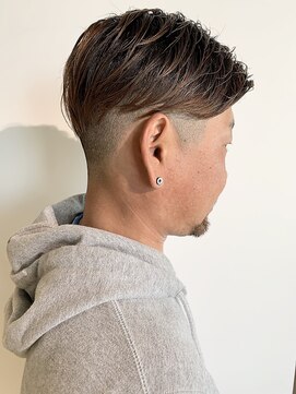 イズ(iss) メンズ　ツーブロック