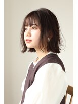 エクリ 麻布十番(equri)&nbsp;透明感カラー外ハネボブ