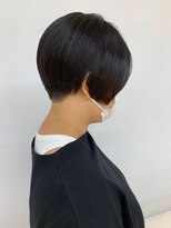 クオリス 上福岡店(QUALIS)&nbsp;黒髪/刈上げ/ショート/前下がり/小顔/丸み/白髪染め/30代40代/