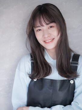 スピガ(SPIGA) ロング◆顔まわりにレイヤー！小顔見えカット