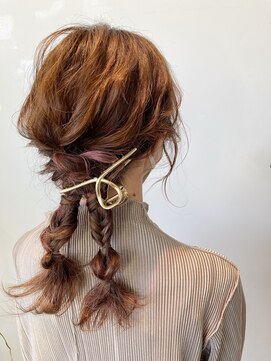 ジイジイ 宇多津店(GIGI) ツインテールアレンジ