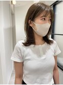 透け感ベージュカラー