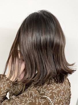 ビルド(build) 【ガーリー】切りっぱなしロブ×ふんわりカール/新越谷 南越谷