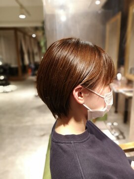 ネウィサリュー 立川(newi saLyu) 小顔ショート