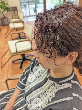 ムーサ(MUSA) アレンジ簡単パーマスタイル