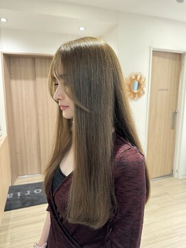 ユーフォリア 青山(Euphoria) オリーブベージュ顔周りカットロングヘア*担当yuki