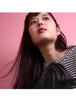 アンアタッシュ(UNE ATTACHE)&nbsp;縮毛矯正の新提案 ─ チェリレッドカラーと矯正で創る至高の髪