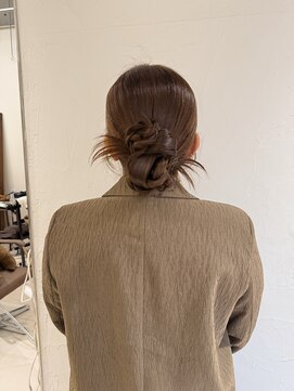 リル 茅ヶ崎(Liru:) カチモリヘア/タイトヘア