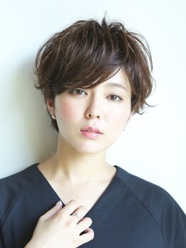 グロース(growth hair&beauty)の写真/同世代のスタイリストだからこそ、髪の悩みを相談しやすい♪大人女性のお悩みも解決に導きます☆