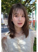 くびれヘア/顔周り/韓国/レイヤーカット/黒髪/ミディアム/原宿