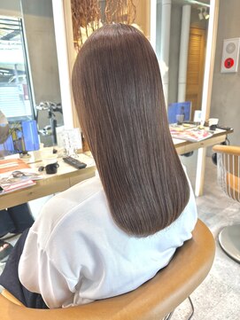 エルト 河原町(elto) 透明感柔らかベージュ☆【佐藤】