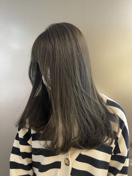 ザックジングウ 表参道(ZACC JINGU) オリーブグレージュ/オリーブカラーブリーチなし/レイヤーカット