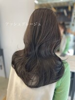 フォンズ(FONS)&nbsp;透明感アッシュグレージュ/寒色赤味なしカラー/くびれヘア/学割