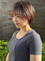 ビューエヒメ(VIEW EHIME)&nbsp;小顔カットショートボブ大人可愛いアッシュオリーブ