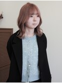 ピンクベージュ