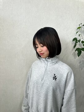 ウル(Uru) パツッとボブ