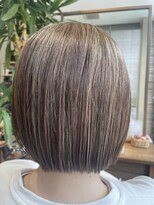 ルッカランス 王子店(Lucca Lance)&nbsp;３月　切りっぱなしボブ　　タッセルボブ　ミニボブ