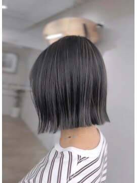 モアナ バイ ヘッドライト 松山(Moana by HEADLIGHT) Moana【松山】#ボブ#グレージュ#ハイライト#切りっぱなし