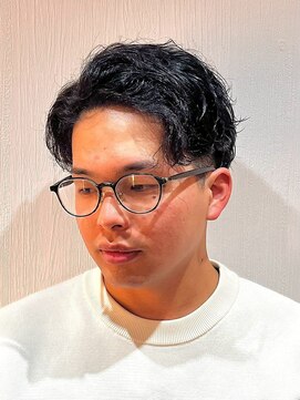 ジェントル(GENTLE) メンズかき上げセンターパート/色気ある大人ビジネスヘア