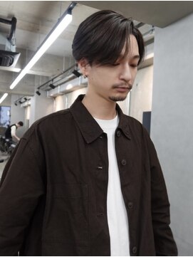 オルカ(ORCA) 曲がる縮毛矯正 センターパート メンズ 南川聖華