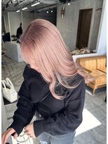 エラ(ere)&nbsp;10代20代30代ピンクベージュ　ハイトーンロング　ピンクカラー