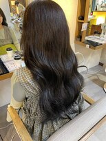 ヘアリゾート粋 ウナム 新宿東口店(enam)&nbsp;透明感ダークブラウン/ウェーブ/レイヤーカット