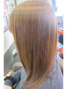 美容室ブラスパ 電子トリートメント＆カラー